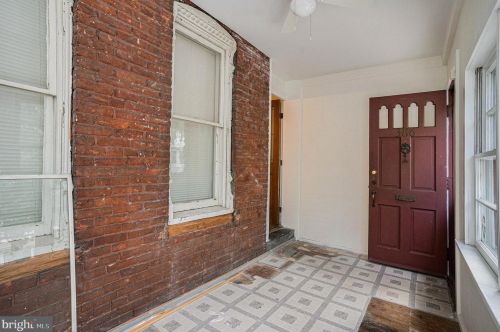 386 Charlotte St, Pottstown, PA 19464-5362