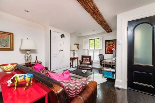 22 Joy St, Boston MA  02108 exterior