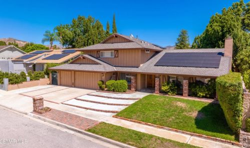 3022 Arlington Ave, Simi Valley, CA 93063-1724