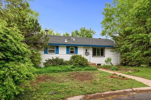 3800 Pierce St, Minneapolis, MN 55421-4021