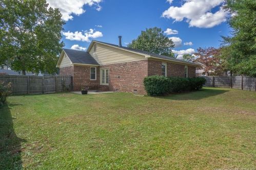 699 Prestige Blvd, Fayetteville, NC 28314-5296