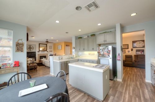 20608 Sarazen Pl, Grayson CA  exterior