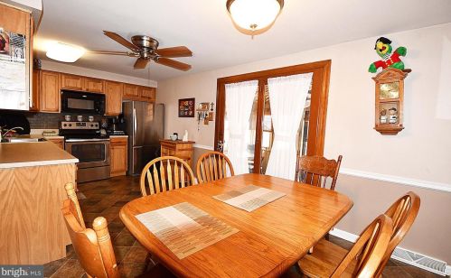 728 Jackson St, Lansdale PA 19446-5268 exterior