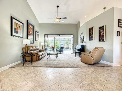2428 Camden Ct, Naples, FL 34105-2523