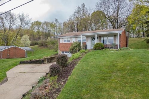 3264 Antler Dr, Gibsonia PA  15044-8437 exterior