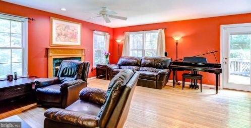 13786 Milltown Rd, Lovettsville VA  20180-3517 exterior