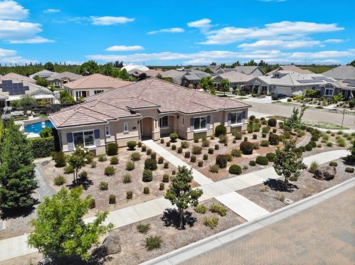 239 Clendenin Pkwy, Ripon CA  95366-9497 exterior