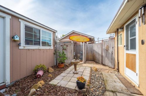391 Beckett Pl, Pismo Beach CA  93433-1551 exterior