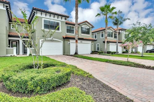 1364 Congressional Ct, Casselberry FL  32708-4362 exterior