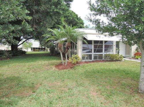 622 Pines Knoll Dr, Fort Pierce, FL 34982-6783