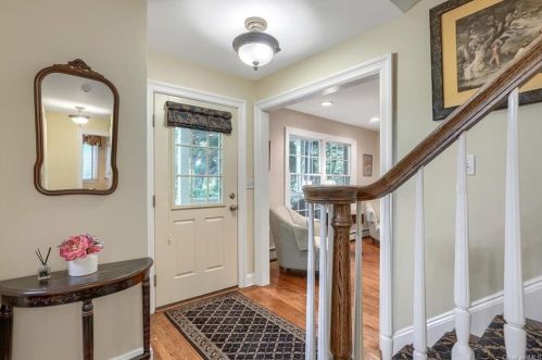 2 Scott Ln, Purchase, NY 10577-1907