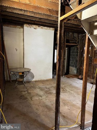 42 Oak St, Norristown PA  19401-4044 exterior