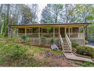 9 Wildwood Ln, Fletcher, NC 28732-8546