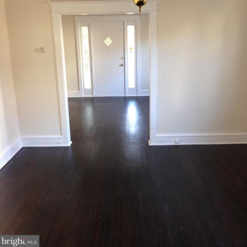 319 Locust Ave, Ardmore PA  19003-1218 exterior