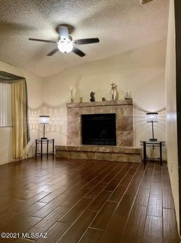 1843 Great Oak Dr, Tucson, AZ 85746-3213