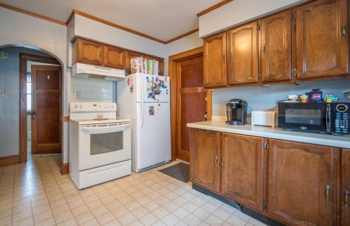 605 3rd Ave, West Bend, WI 53095-4021