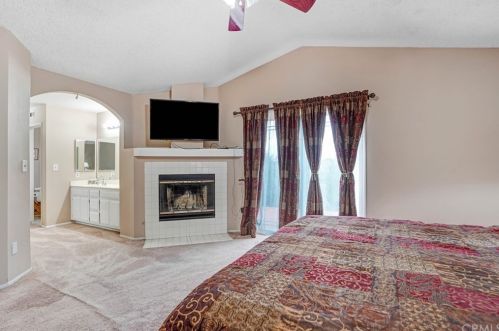 1104 Teakwood Ave, Rialto CA  92376-8754 exterior