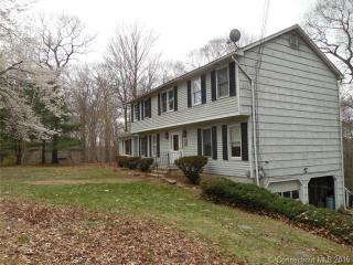 22 Jodie Ln, Huntington, CT 06484-1603