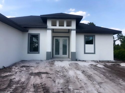 2618 6th St, Lehigh Acres, FL 33976-2530