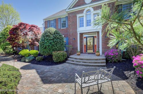 12 Trinity Pl, East Freehold, NJ 07728-5450