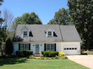 928 Glisson Rd, Paris, TN 38242-5142