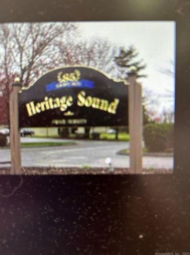 85 Viscount Dr, Milford CT  06460-5781 exterior