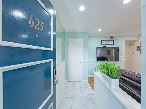 20322 Rue Crevier, Santa Clarita, CA 91351-4872