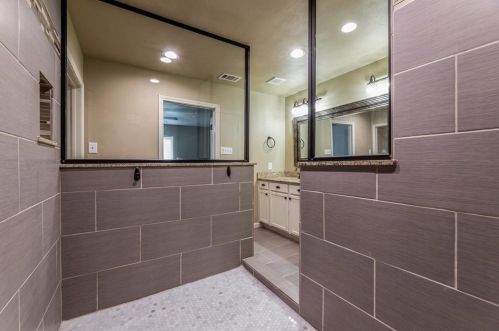 6809 Valhalla Rd, Fort Worth TX  76116-9113 exterior