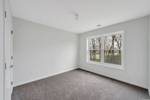 594 Canal Rd, Mount Sinai NY  11766-3307 exterior