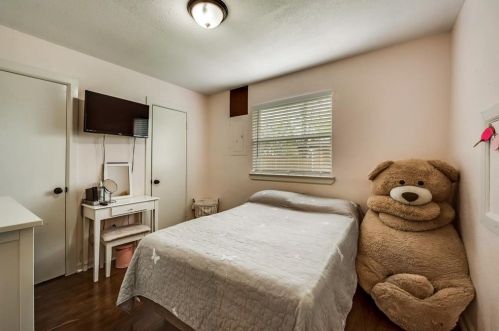 3404 Royal Crst Dr, Fort Worth TX 76140-2716 exterior