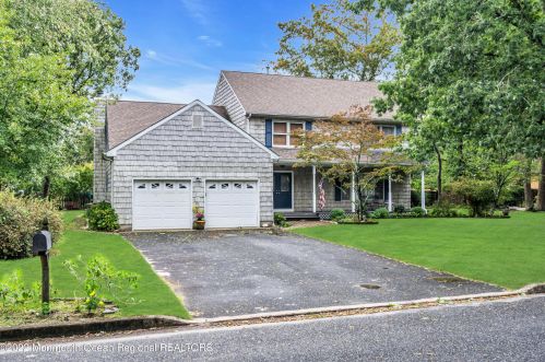 706 Eton Ct, Lacey Township, NJ 08734-1516
