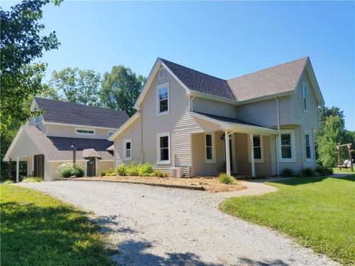 13421 Bellsville Pike, Columbus, IN 47201-7724