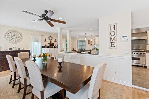 49 Roderick Rd, West Islip NY  11795-2632 exterior
