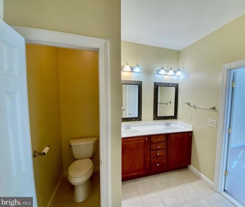 135 Church St, Woodstock VA  22664-1718 exterior