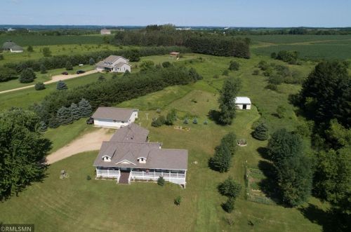 1748 30th Ave, Hammond WI  54015-5215 exterior