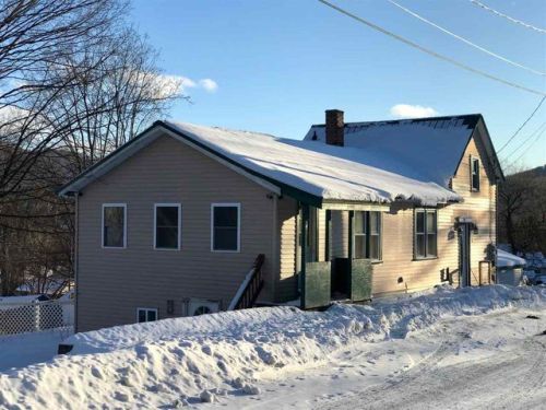 4 Pinette St, Northumberland, NH 03582-5103