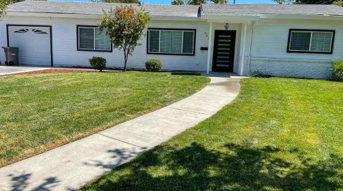 900 Cross St, Woodland, CA 95695-4128
