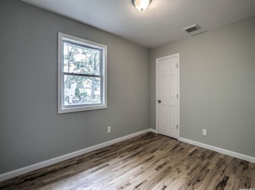 48 Shaw Ave, Islip Manor NY  11751-2420 exterior