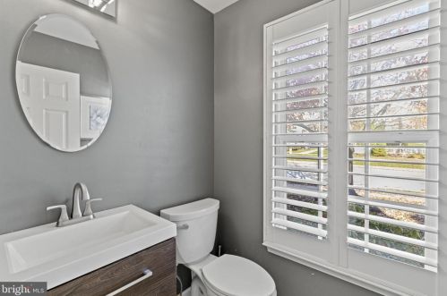 501 Hagey Pl, Collegeville PA  19426-2263 exterior