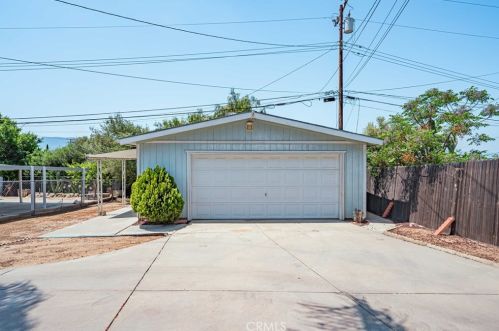 32389 Valley View Ave, Lake Elsinore CA  92530-0518 exterior