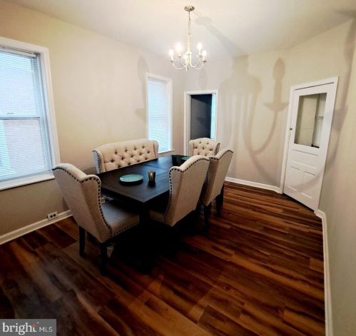 221 Connell St, Wilmington DE  19805-3961 exterior