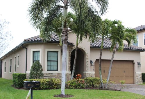 10425 Henbury St, Orlando, FL 32832-6957