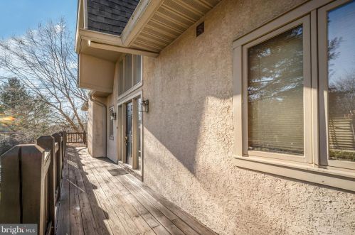 321 Linden Dr, Melrose Park, PA 19027-1342