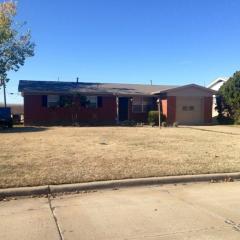 1622 50th St, Lawton, OK 73505-3225