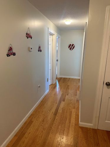 21 Dianna Rd, Londonderry NH  03053-3237 exterior