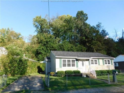 1005 Midway Dr, Dunbar, WV 25064-1811