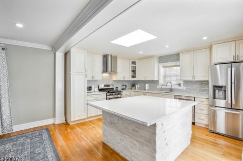 31 Wendell Pl, Clark NJ  07066-2324 exterior