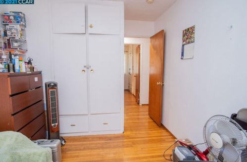2699 Shamrock Dr, Richmond CA  94806-1555 exterior