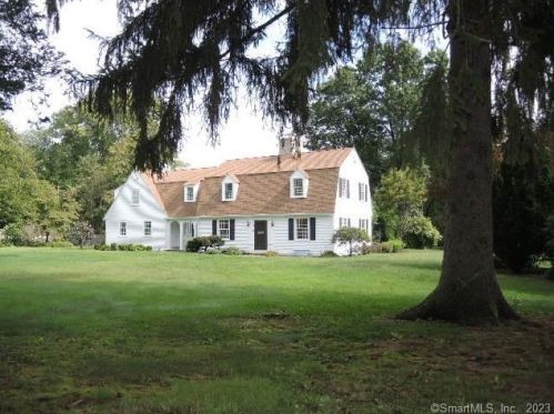516 Bloomfield Ave, Bloomfield, CT 06002-2924