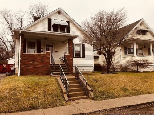 413 Butz St, New Castle, PA 16101-2501